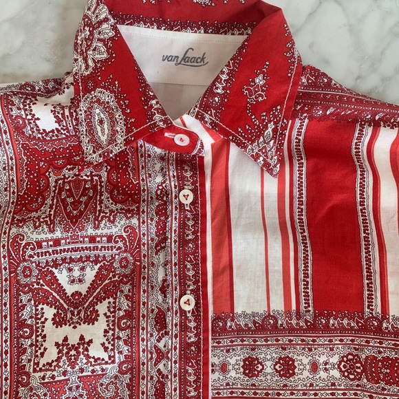 VanLaavk button down - Picture 3 of 12